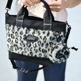 Snow leopard En-charm
