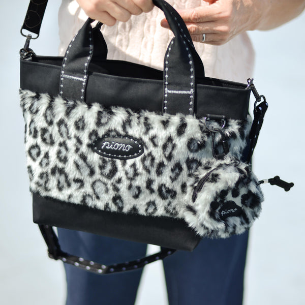 Snow leopard (F-tote)